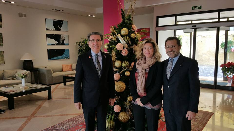 111 - Presenze del Governatore - Visita ufficiale al Rotary Club Mazara del Vallo - Mazara del Vallo 20 dicembre 2015/001.jpg